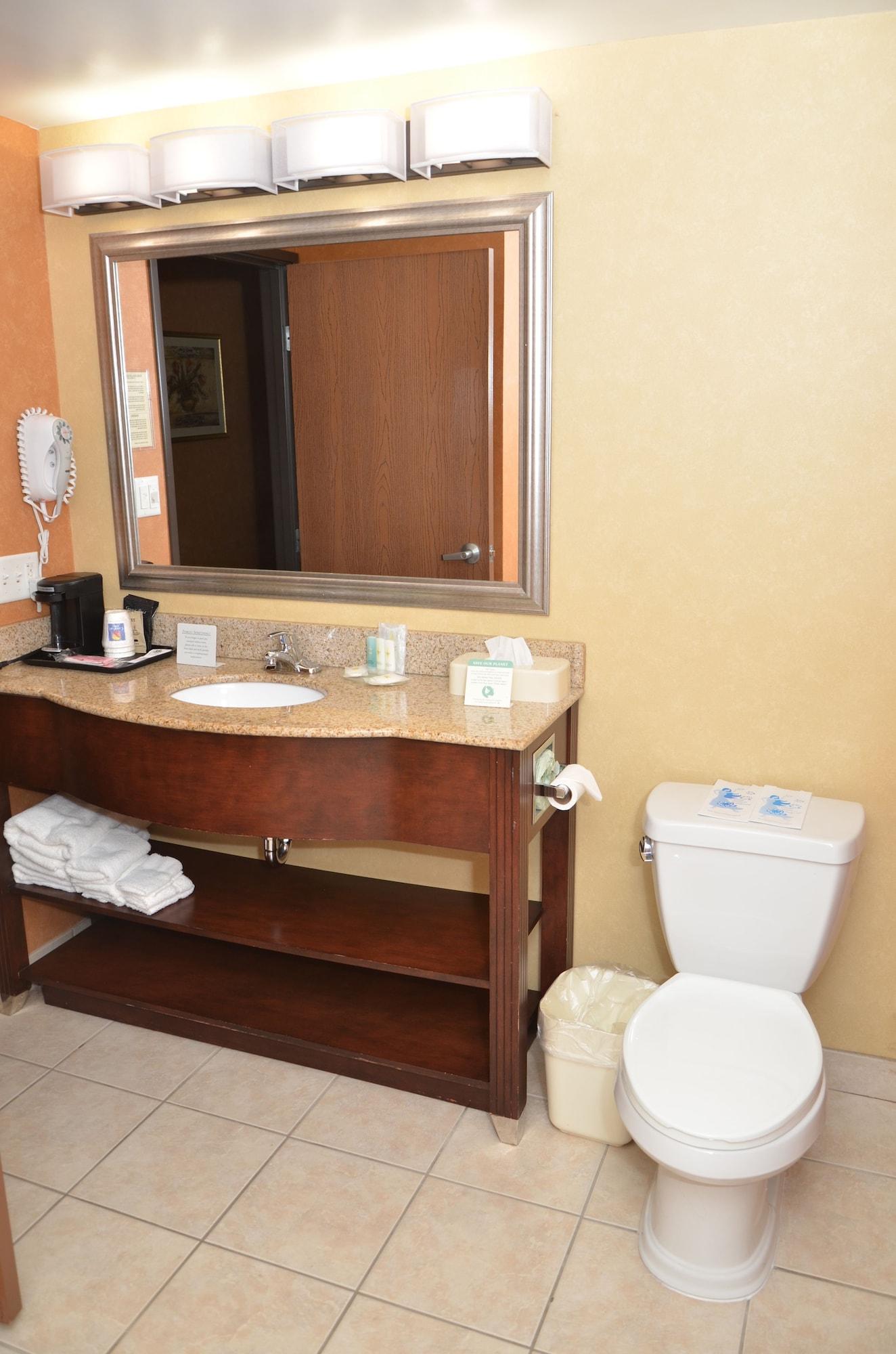 Quality Inn Near Walden Galleria Mall Cheektowaga Bagian luar foto